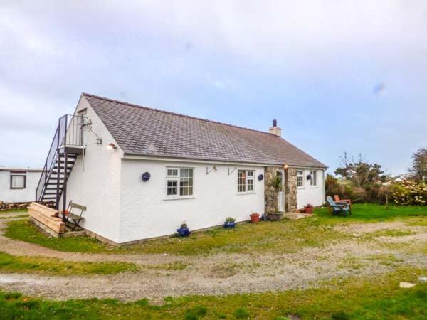 Ty Woods Cottage Rhoscolyn Exterior foto